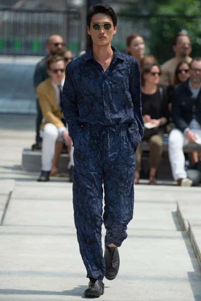 Look 20